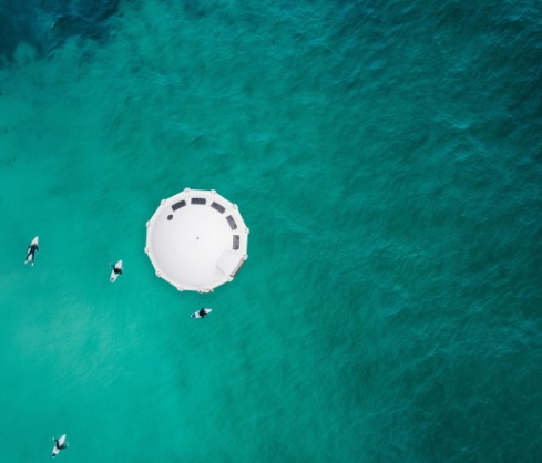 漂浮在海上的酒店套房，360°无死角海景