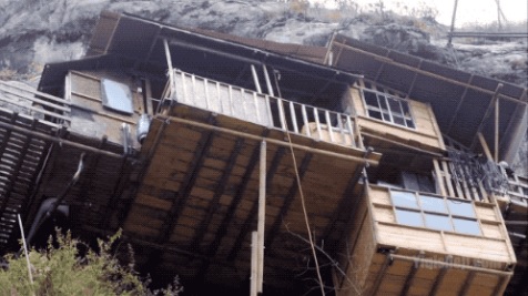 吊在悬崖上的酒店 海拔2500米高 你敢住吗？